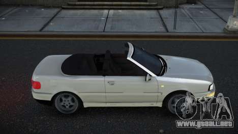 Audi 80 Luksiz para GTA 4