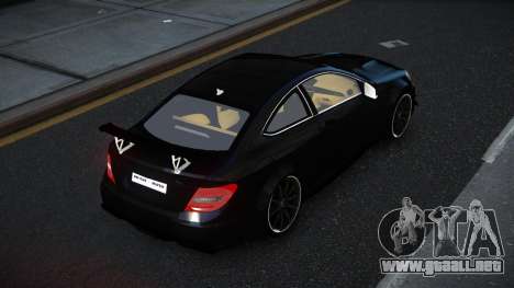 Mercedes-Benz C63 AMG Zogsixaqu para GTA 4