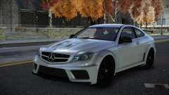 Mercedes-Benz C63 AMG Luepo para GTA 4