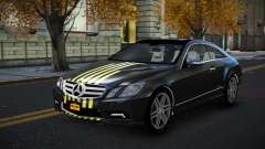 Mercedes-Benz E500 Ashah S11 para GTA 4