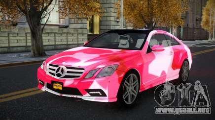 Mercedes-Benz E500 Ashah S4 para GTA 4