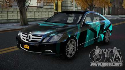 Mercedes-Benz E500 Ashah S13 para GTA 4