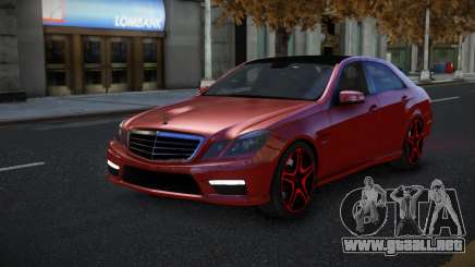 Mercedes-Benz E63 AMG Guju para GTA 4