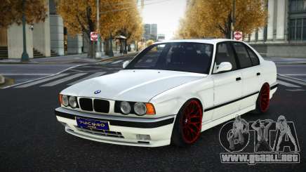 BMW M5 Sukro para GTA 4