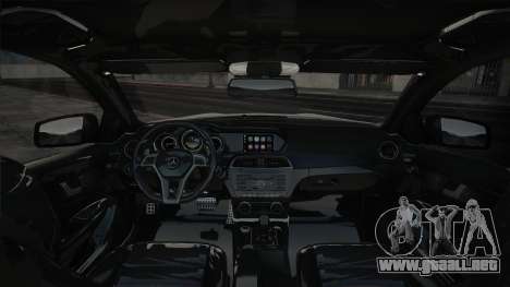 Mercedes-Benz C63 AMG White para GTA San Andreas