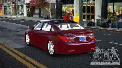 Hyundai Sonata Qawfuju para GTA 4