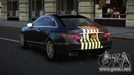 Mercedes-Benz E500 Vantora S11 para GTA 4