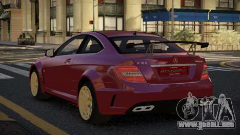 Mercedes-Benz C63 AMG Yizujule para GTA 4