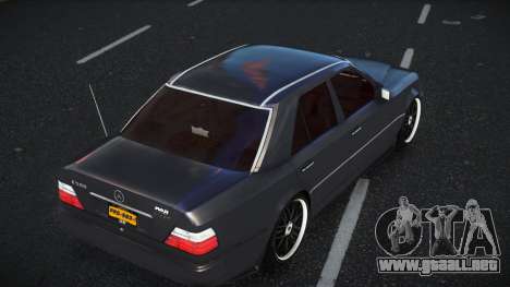 Mercedes-Benz E500 Xocoki para GTA 4