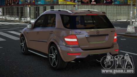 Mercedes-Benz ML63 AMG Baqnado para GTA 4