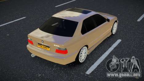 BMW 320i Hixefo para GTA 4