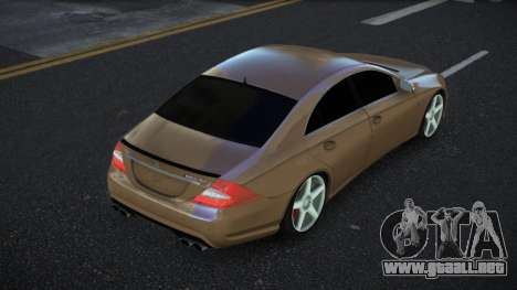 Mercedes-Benz CLS 63 AMG Huzazox para GTA 4