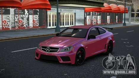 Mercedes-Benz C63 AMG Fijeco para GTA 4
