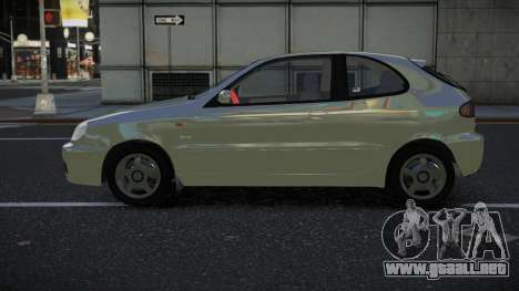 Daewoo Lanos Nebviloli para GTA 4