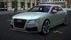 Audi RS5 Fewla
