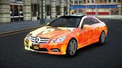 Mercedes-Benz E500 Vantora S4 para GTA 4