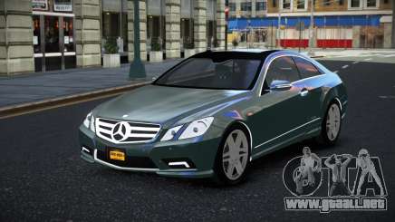 Mercedes-Benz E500 Vantora para GTA 4