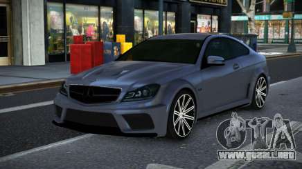 Mercedes-Benz C63 AMG Fujo para GTA 4