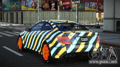 Mercedes-Benz C63 AMG Ryphe S3 para GTA 4