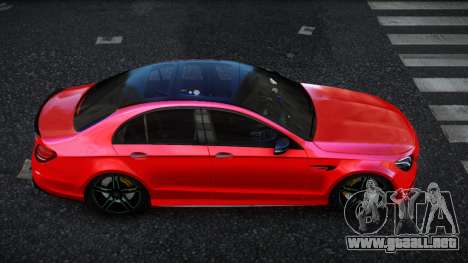 Mercedes-Benz E63 AMG Dadazilex para GTA 4