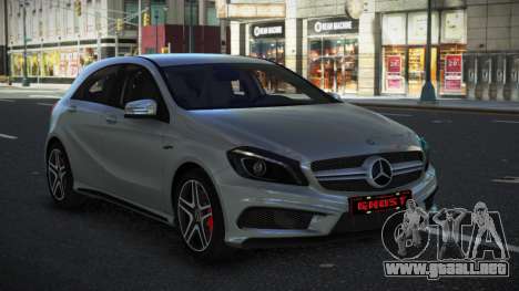 Mercedes-Benz A45 AMG Qulariza para GTA 4