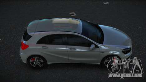 Mercedes-Benz A45 AMG Qulariza para GTA 4