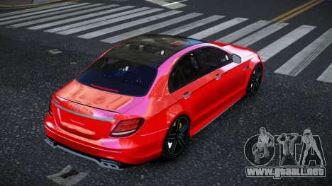 Mercedes-Benz E63 AMG Dadazilex para GTA 4