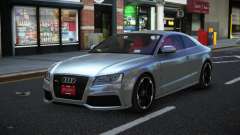 Audi RS5 Tayth para GTA 4