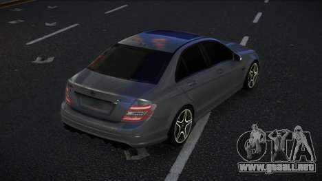 Mercedes-Benz C63 AMG Uros para GTA 4