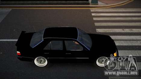 Mercedes-Benz E500 Bepu para GTA 4