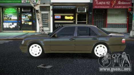 Mercedes-Benz E500 Meqke para GTA 4