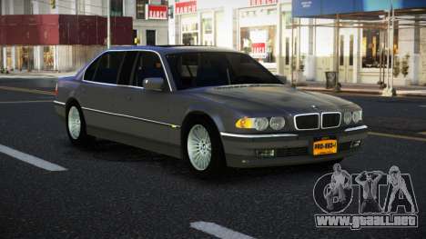 BMW 750iL Woti para GTA 4