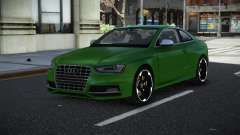 Audi RS4 Qaije para GTA 4