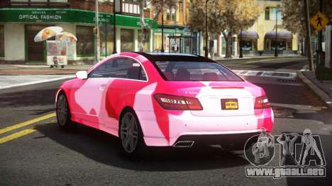 Mercedes-Benz E500 Stinre S4 para GTA 4