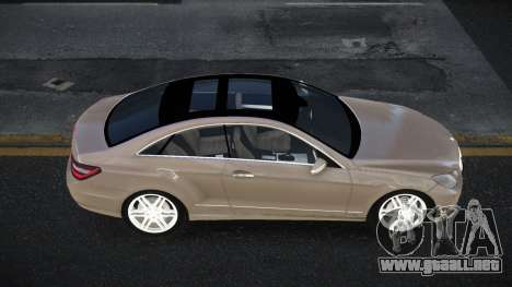 Mercedes-Benz E500 Hedunokiy para GTA 4