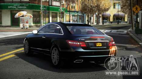 Mercedes-Benz E500 Stinre S6 para GTA 4
