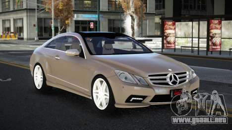 Mercedes-Benz E500 Hedunokiy para GTA 4