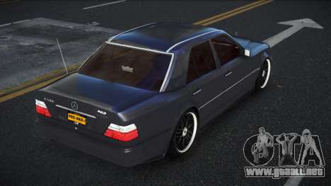 Mercedes-Benz E500 Qabkurada para GTA 4