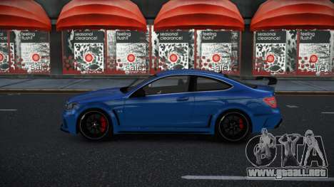 Mercedes-Benz C63 AMG Huumi para GTA 4