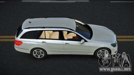 Mercedes-Benz E-Class Kovremo para GTA 4