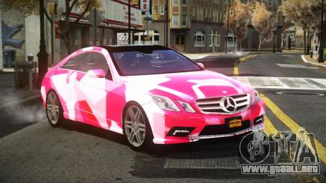 Mercedes-Benz E500 Stinre S4 para GTA 4