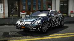 Mercedes-Benz E500 Stinre S5 para GTA 4